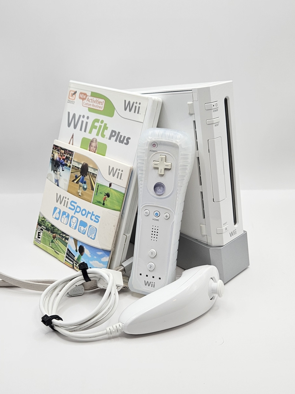Nintendo Wii Console Bundle